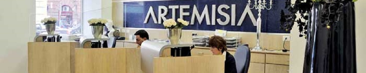 medicina estetica - ingresso di una sede di Artemisia Lab a Roma