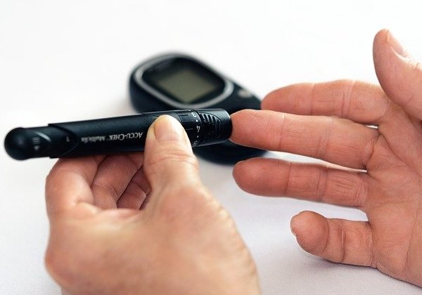 DIABETOLOGIA